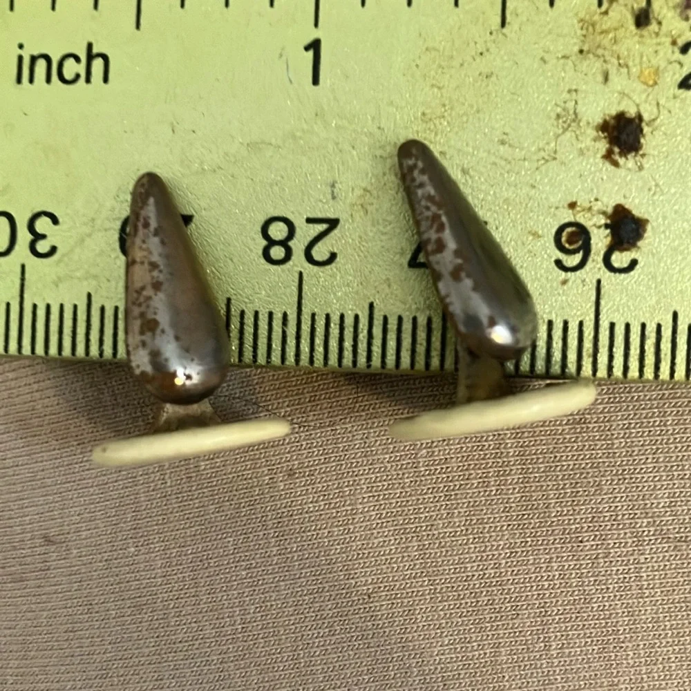 Button look cuff links